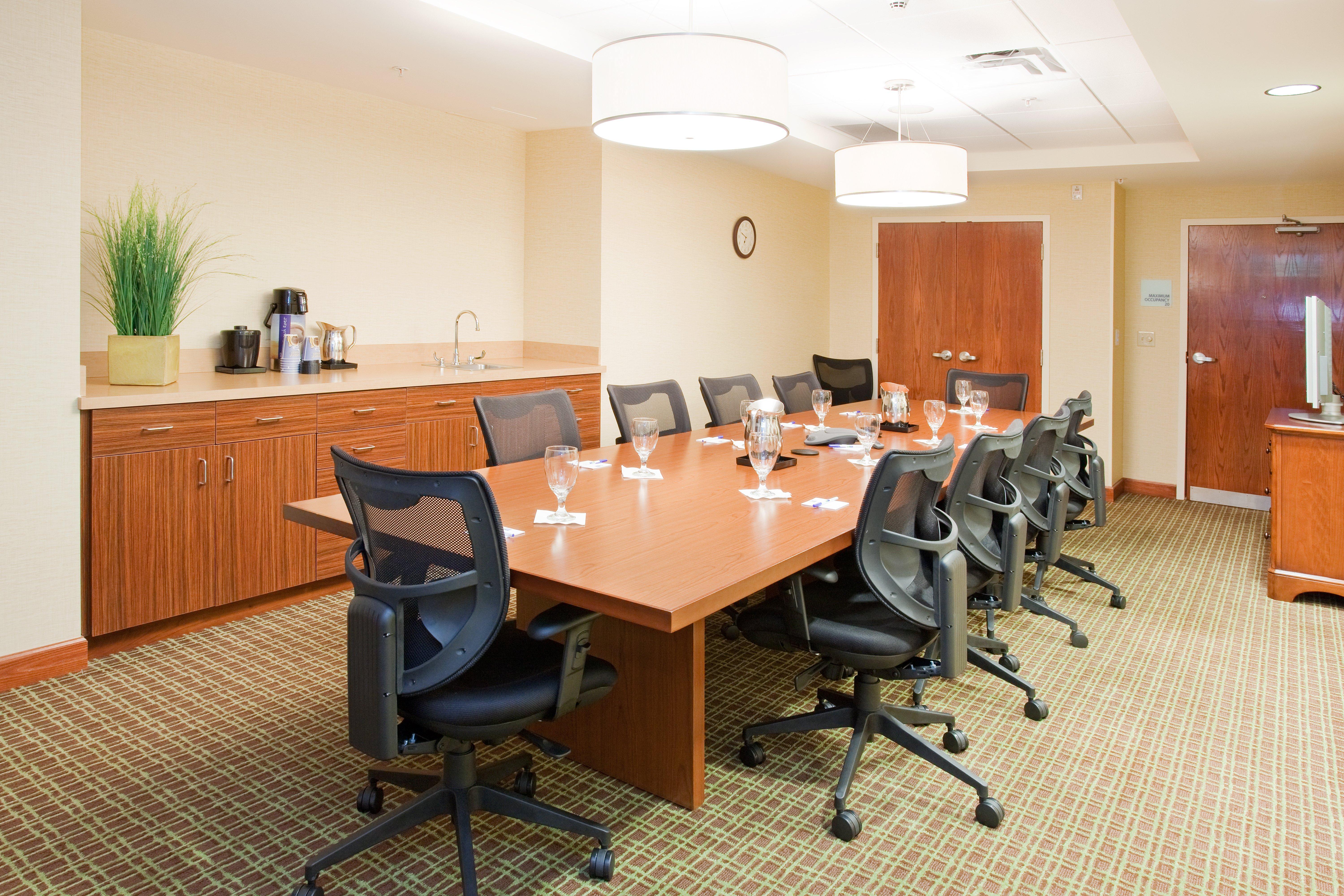 Holiday Inn Express & Suites Denver Airport By Ihg Exterior photo