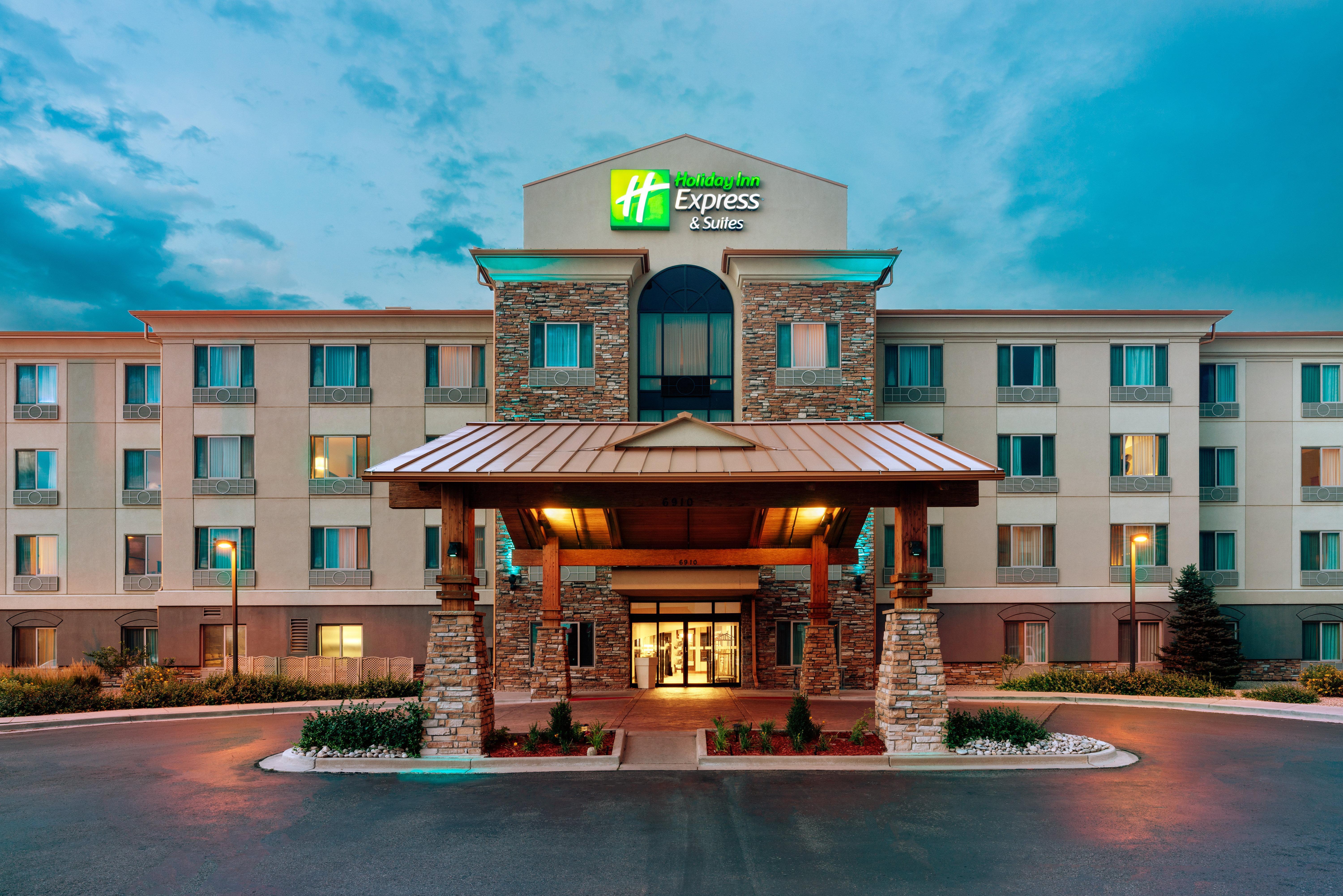 Holiday Inn Express & Suites Denver Airport By Ihg Exterior photo