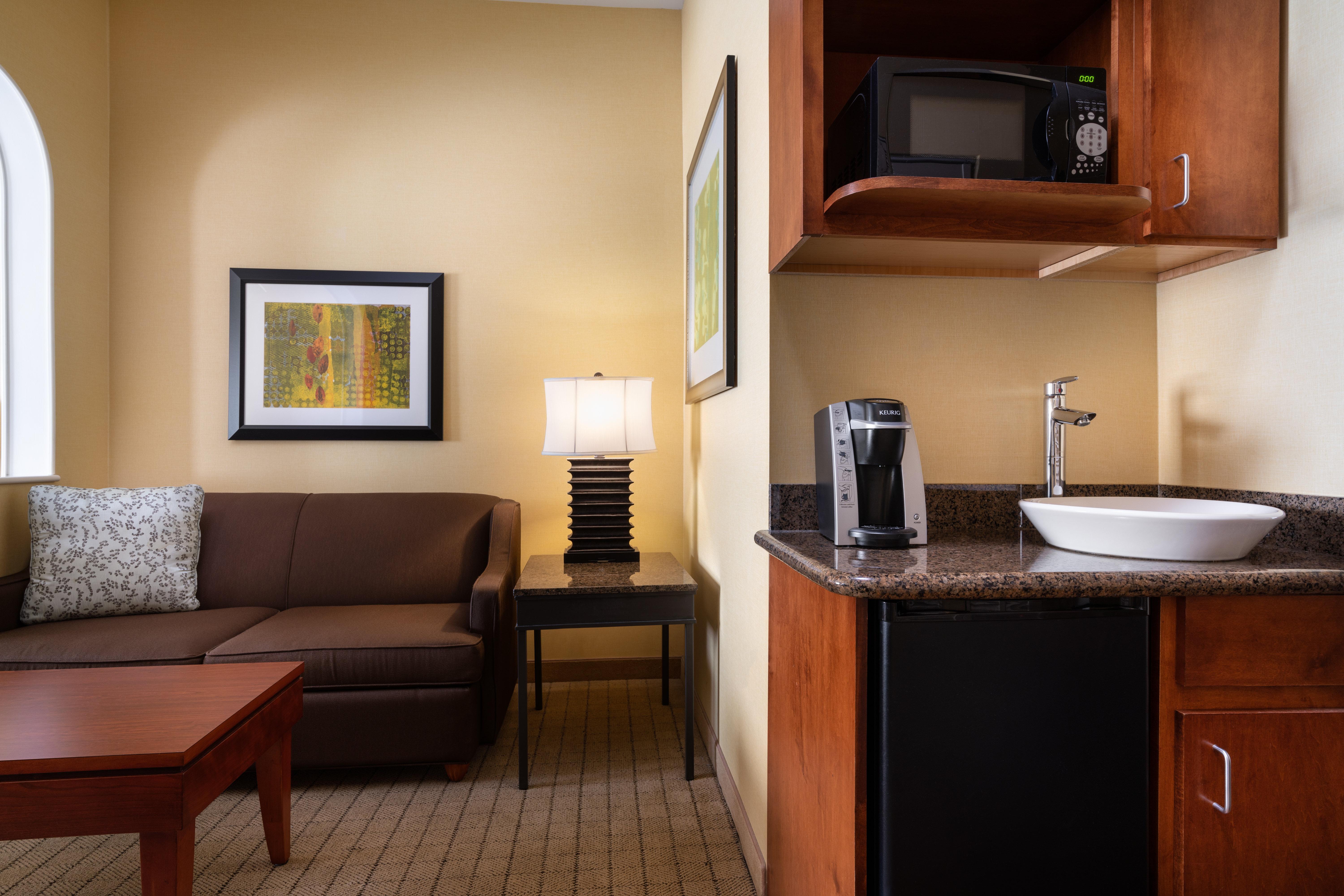 Holiday Inn Express & Suites Denver Airport By Ihg Exterior photo