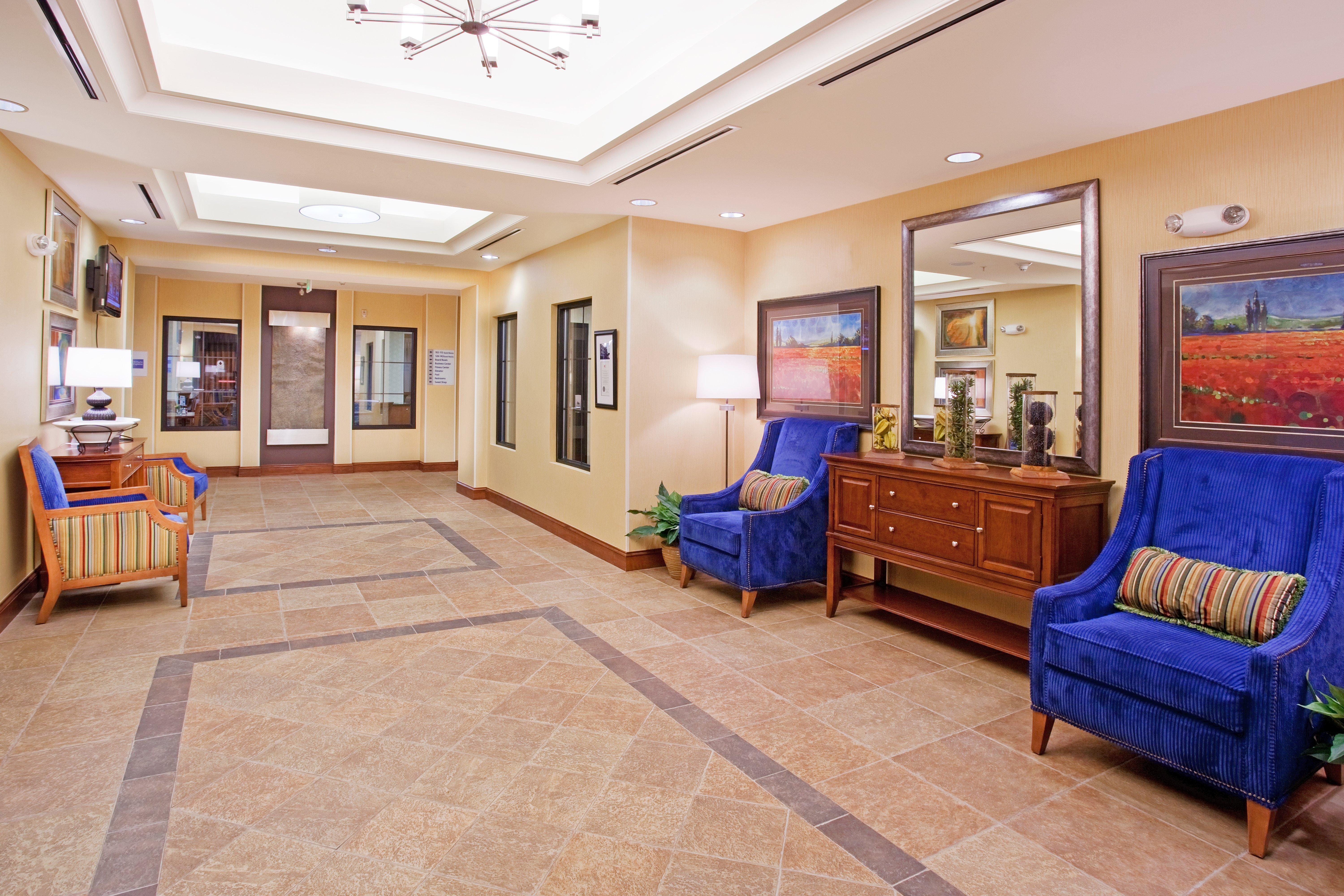 Holiday Inn Express & Suites Denver Airport By Ihg Exterior photo